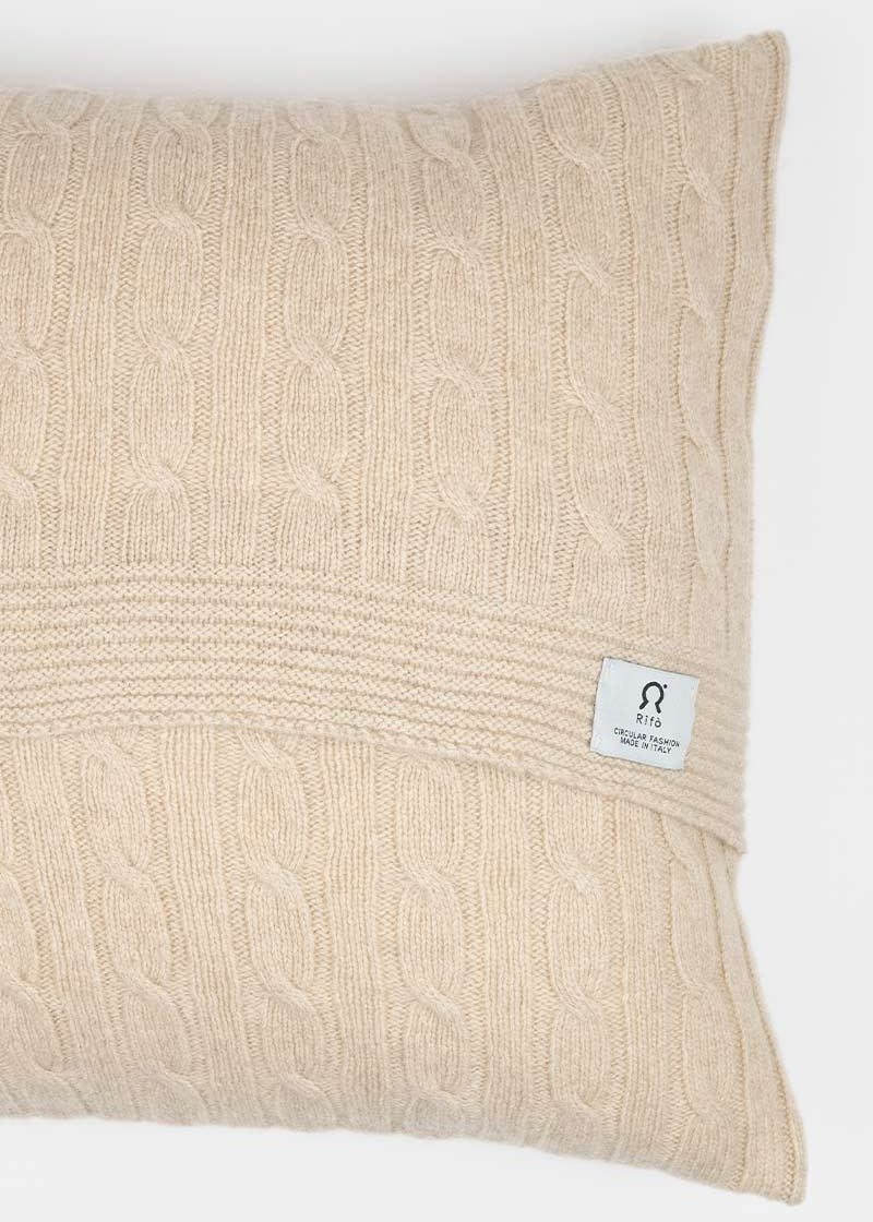 Copricuscino Cashmere Rigenerato Nedo Beige Camomilla - Rifò moda circolare made in Italy