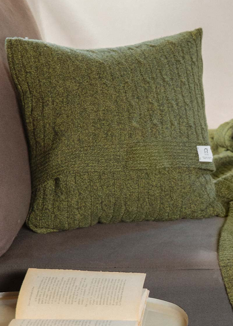 Mouline Verde Broccoli | Copricuscino trecce cashmere rigenerato