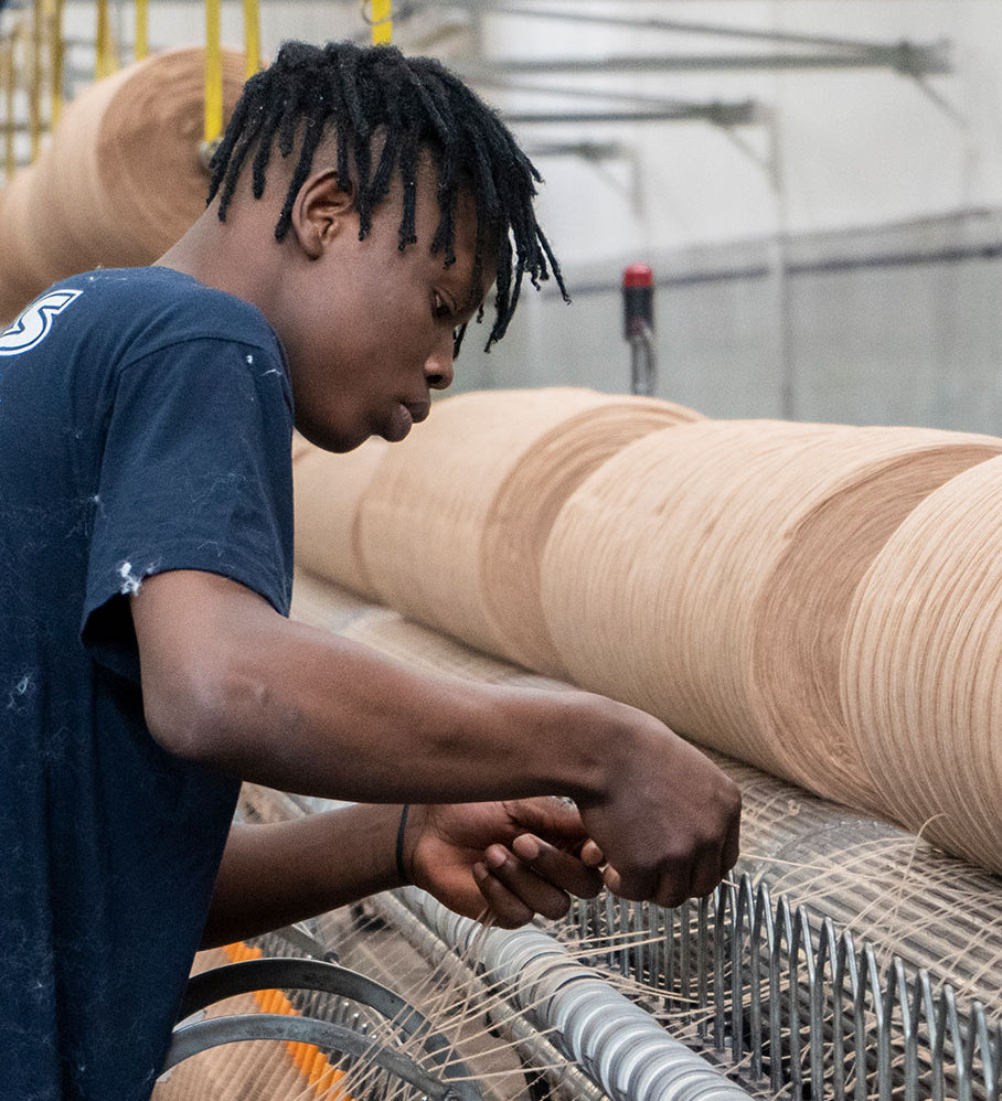 Rigenerazione-Tessile-Artigiani-Locali-Nei-Nostri-Panni-Rifo - Rifò Lab Moda Circolare Made in Italy