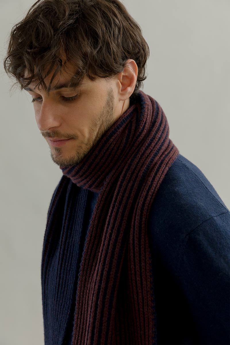 Sciarpa Cashmere Donna Uomo Rigenerato Blu Julia - Rifò Lab Moda circolare made in Italy