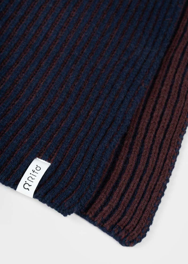 Sciarpa Cashmere Donna Uomo Rigenerato Blu Julia - Rifò Lab Moda circolare made in Italy