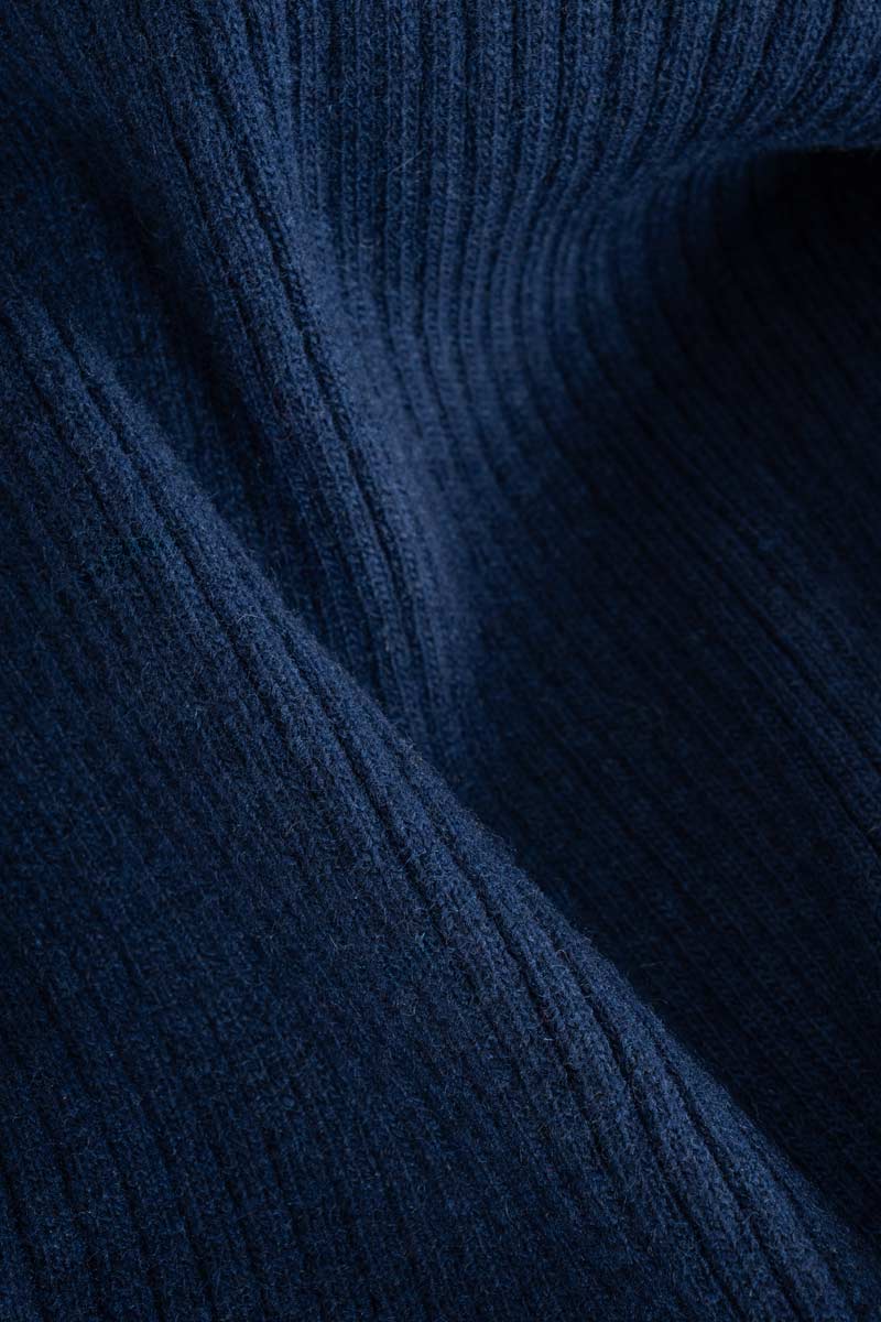 Cardigan con Bottoni Donna Lana Extrafine Sonia  - Rifò Lab Moda circolare made in Italy
Blu Abisso