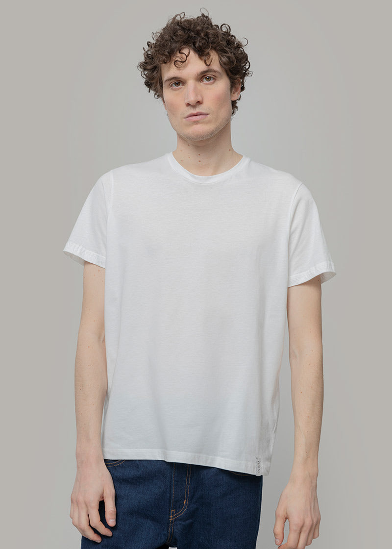 Bianco Latte | tshirt cotone organico e cotone rigenerato uomo