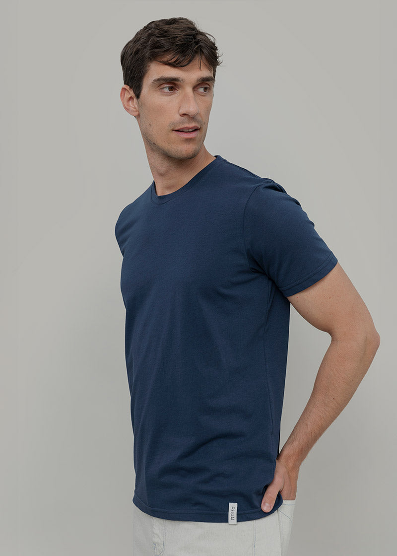 Blu Balena | tshirt cotone organico e cotone rigenerato uomo