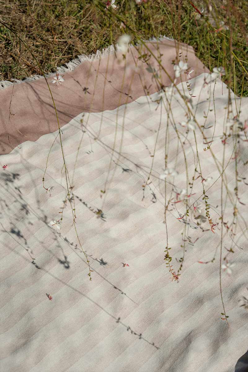 Telo Mare Cotone Rigenerato a righe Aurora - Rifò Lab Moda circolare made in Italy