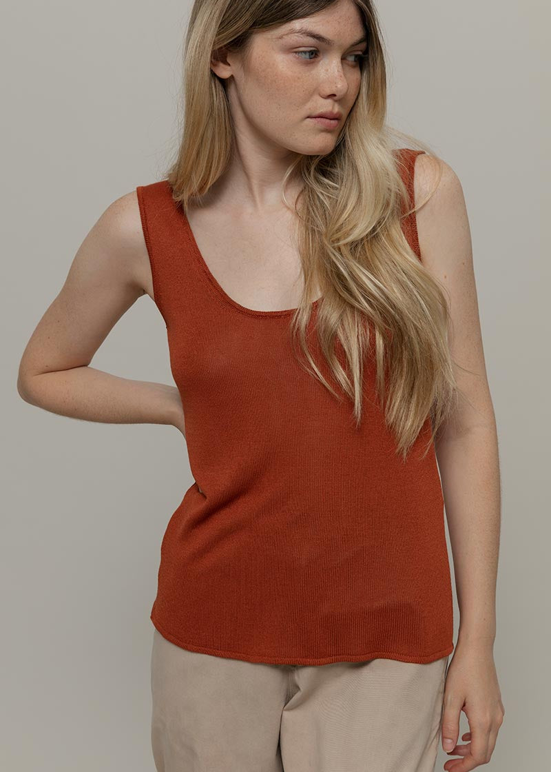 Top Viscosa Donna Valeria Marrone Terracotta