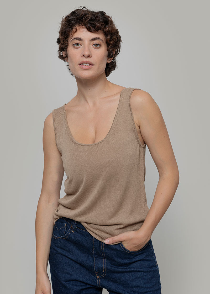 Top Viscosa Donna Valeria Beige - Rifò Lab Moda circolare made in Italy