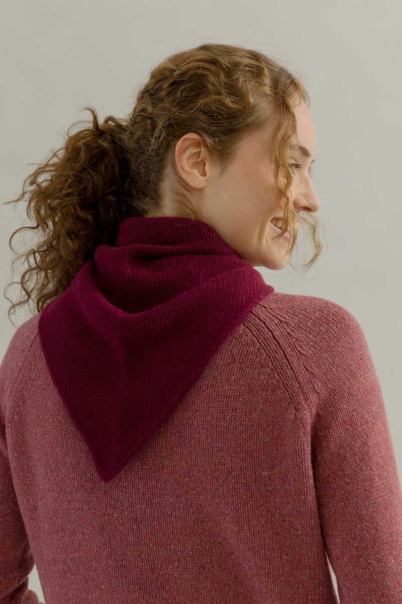 Sciarpa Triangolare Bandana Cashmere Masha - Rifò Lab Moda circolare made in Italy