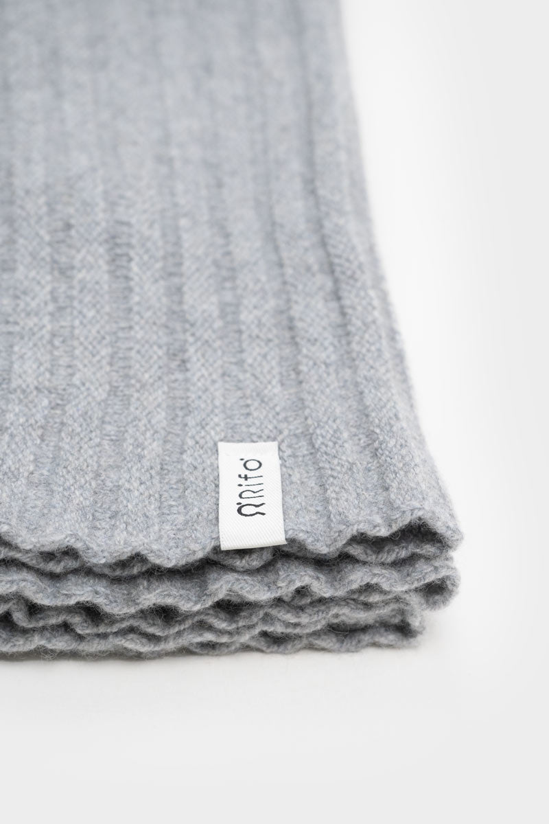 Grigio Calce | Scaldacollo Cashmere Rigenerato a coste