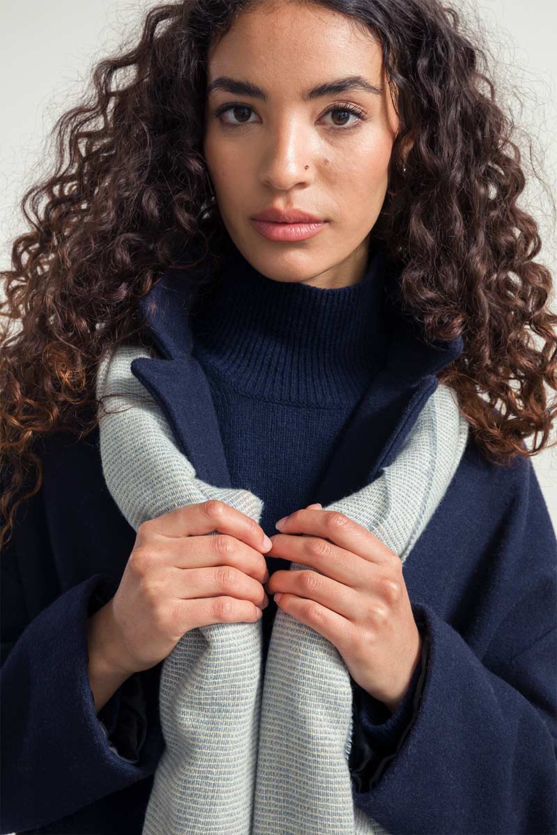 Azzurro Terso | Stola Cashmere Rigenerato Agape