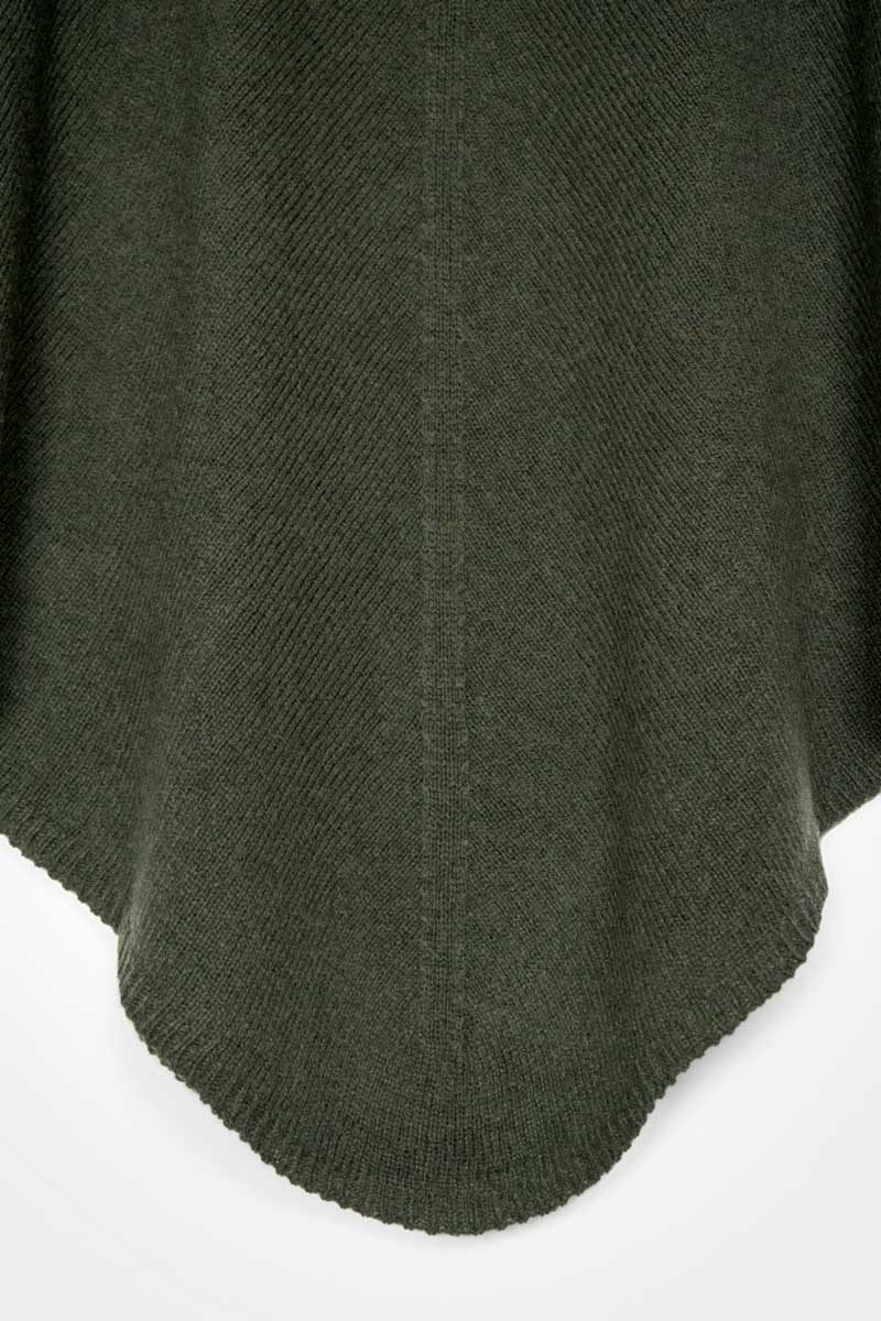 Verde Foresta | Poncho cashmere rigenerato collo alto