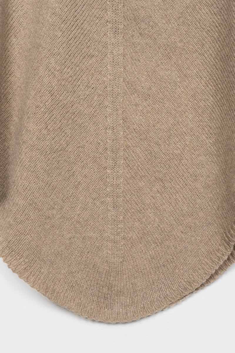 Beige Sabbia | Poncho cashmere rigenerato collo alto