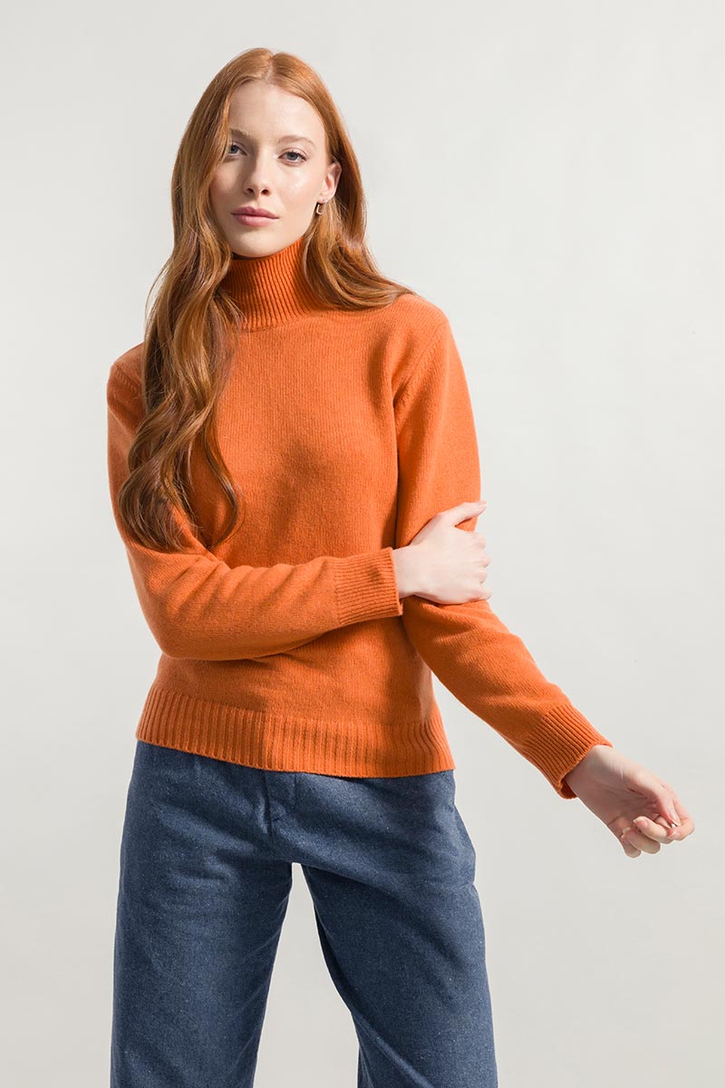 Arancio Becco D'oca | Maglia collo alto cashmere rigenerato