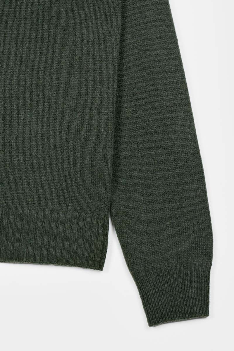 Verde Foresta | Maglia collo alto cashmere rigenerato