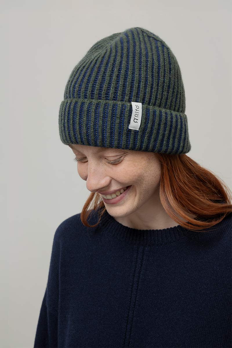 Beanie Cappello Uomo e Donna Cashmere Verde Blu Marrone Teo - Rifò Lab Moda circolare made in Italy