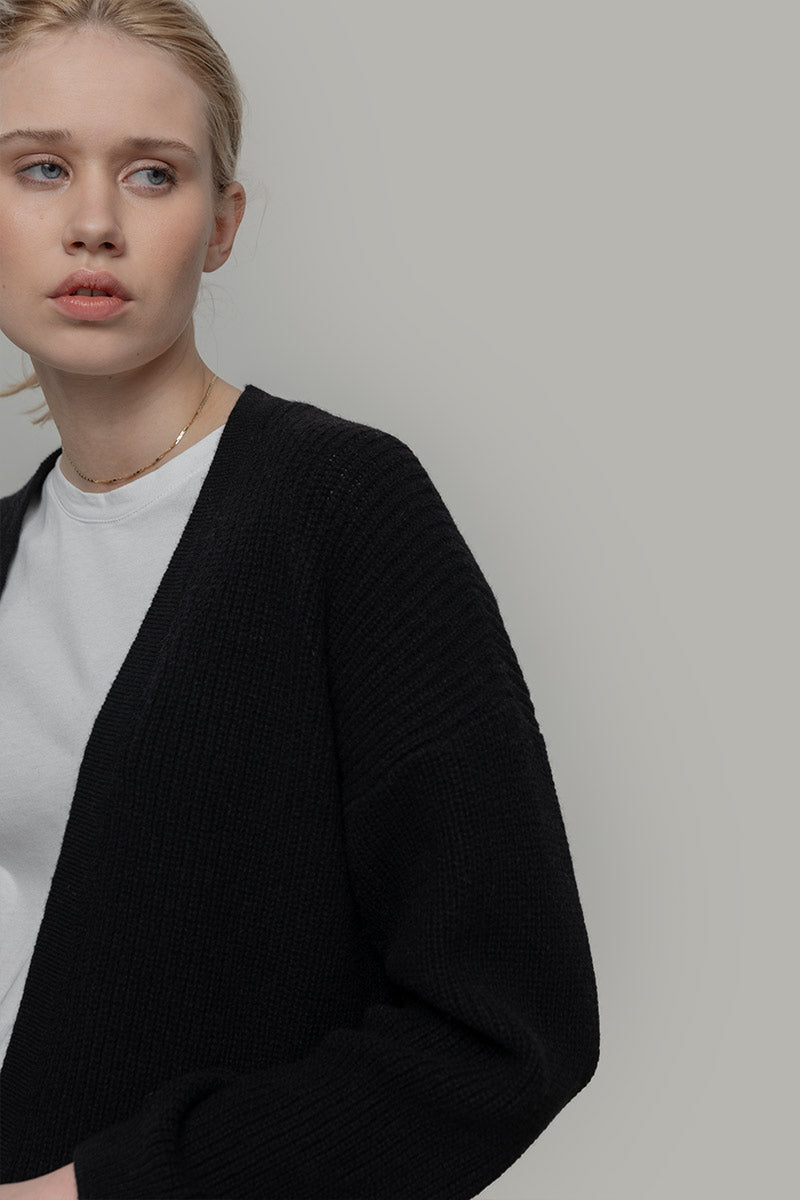 Nero Ardesia | Cardigan corto cashmere rigenerato