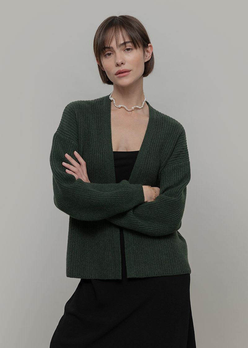 Verde Foresta | Cardigan corto cashmere rigenerato