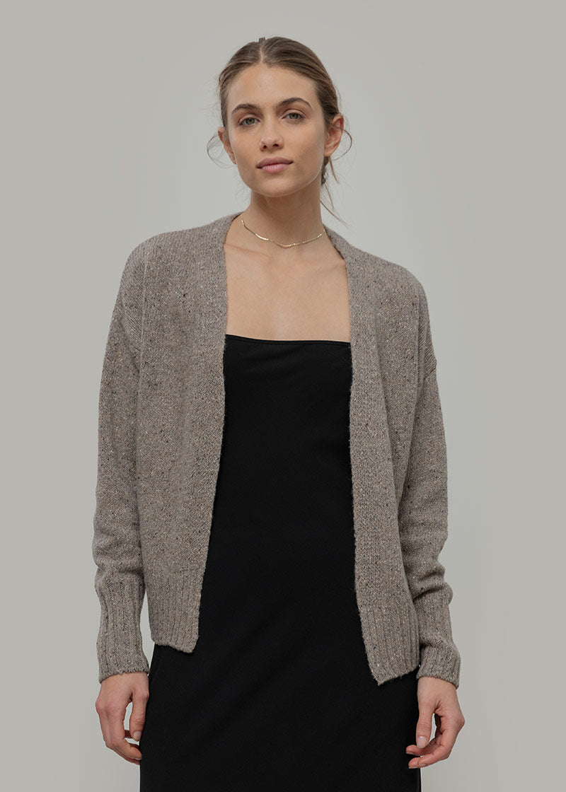 Maglia Donna Cashmere Rigenerato Eloisa Beige - Rifò Lab Moda circolare made in Italy
