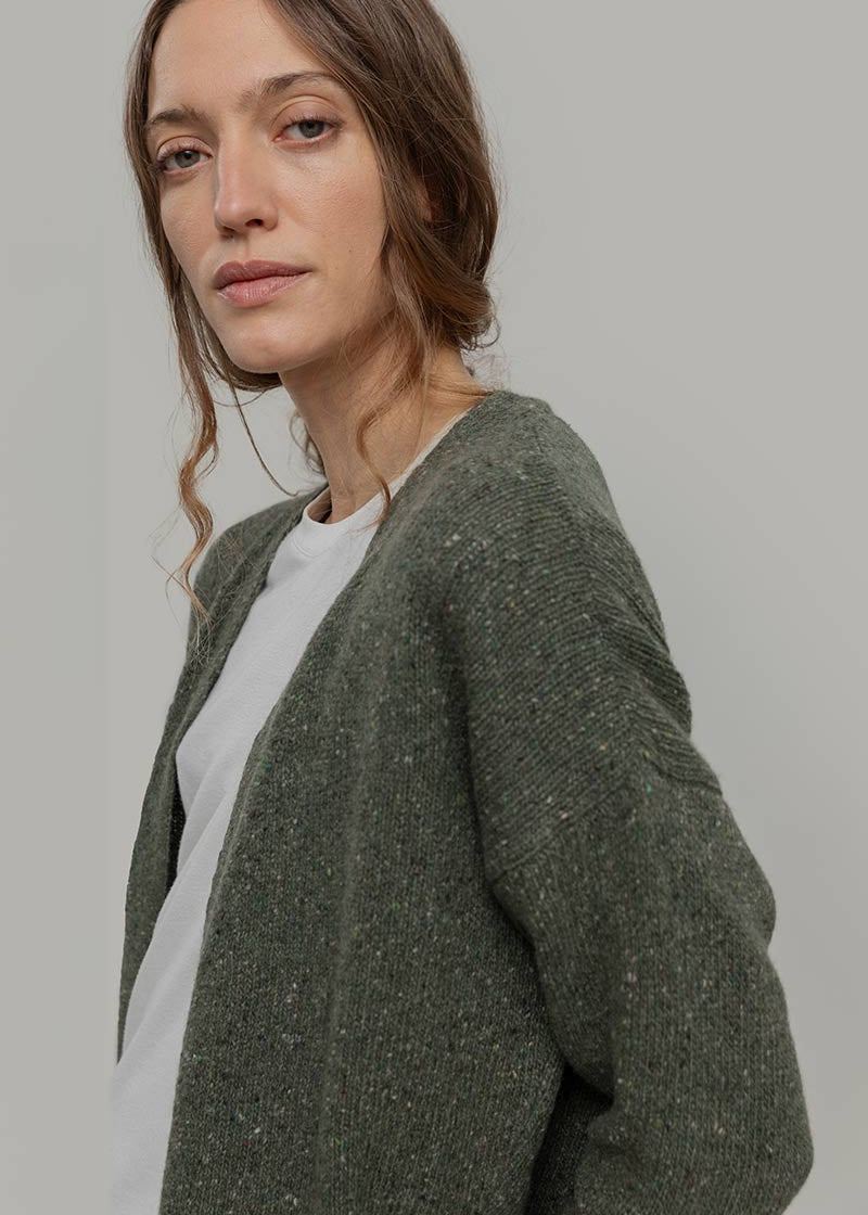 Maglia Donna Cashmere Rigenerato Eloisa Verde - Rifò Lab Moda circolare made in Italy