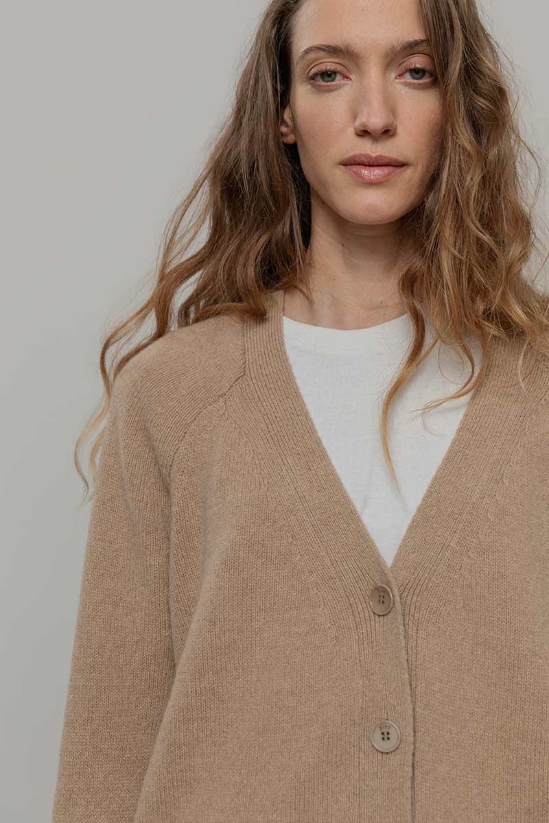 Cardigan con bottoni Donna Cashmere Rigenerato Tosca- Rifò Lab Moda circolare made in Italy 
