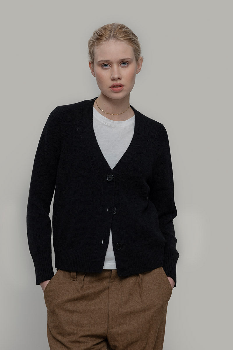 Cardigan con bottoni Donna Cashmere Rigenerato Tosca- Rifò Lab Moda circolare made in Italy 
