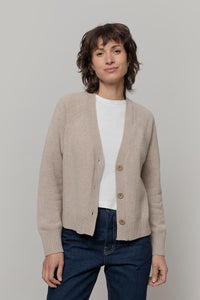 Cardigan Cashmere Donna Corto con Bottoni Tosca  - Rifò Lab Moda circolare made in Italy
Beige Sabbia