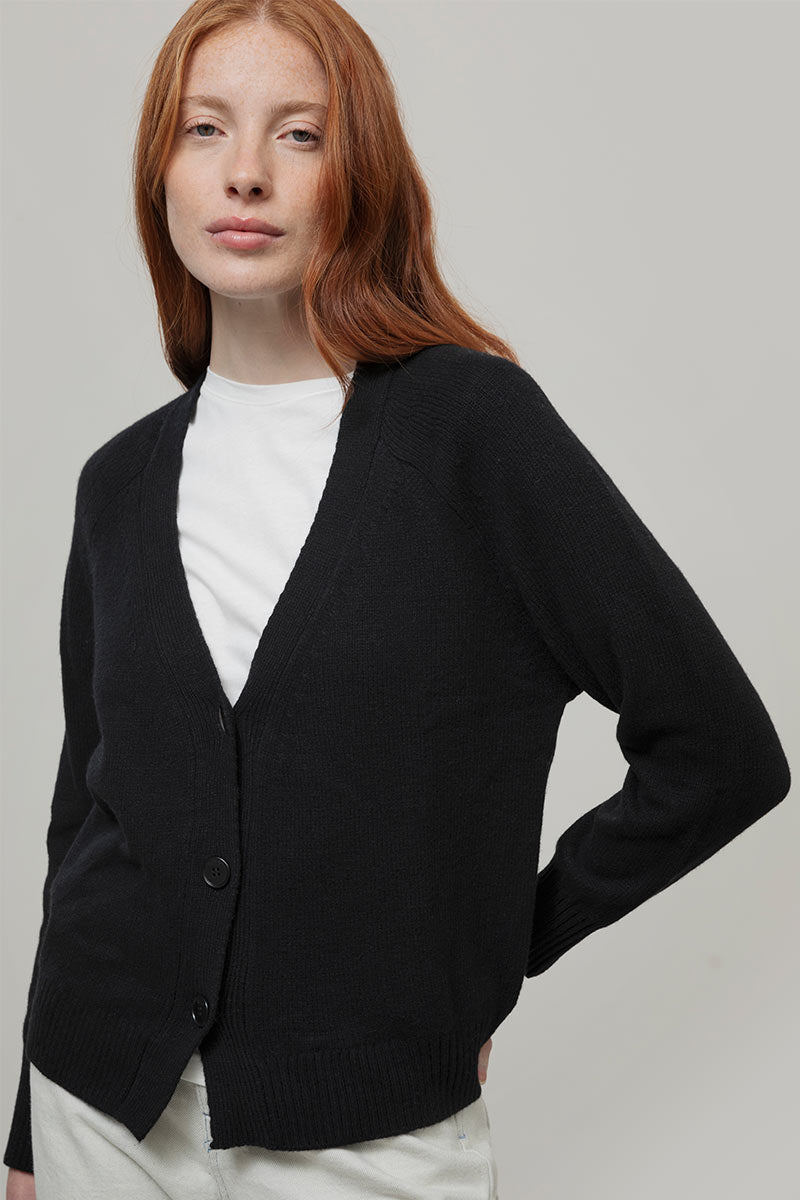 Cardigan con bottoni Donna Cashmere Rigenerato Tosca- Rifò Lab Moda circolare made in Italy 
