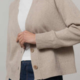 Cardigan Cashmere Donna Corto con Bottoni Tosca  - Rifò Lab Moda circolare made in Italy
Beige Sabbia