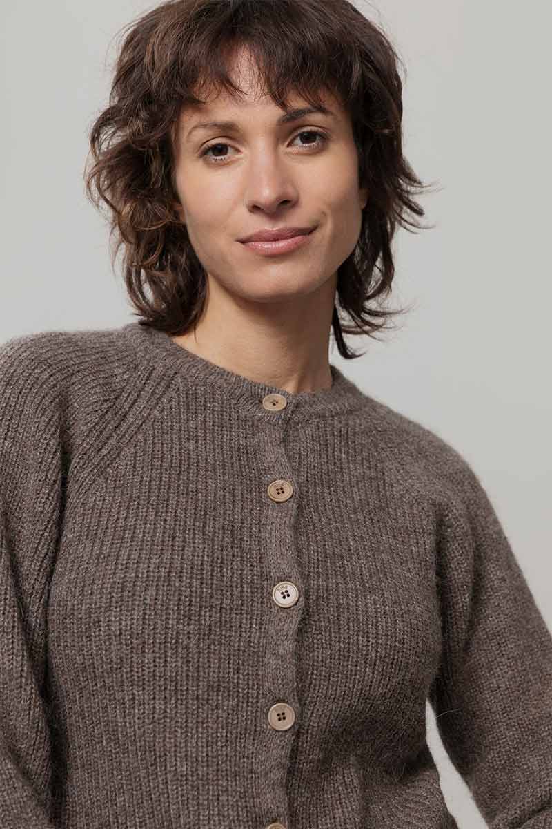 Cardigan Donna Lana Alpaca Riciclata Marrone Vittoria - Rifò Lab Moda circolare made in Italy