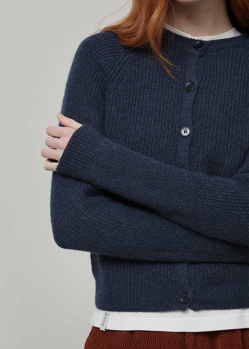Cardigan Donna Lana Alpaca Riciclata Blu Vittoria - Rifò Lab Moda circolare made in Italy