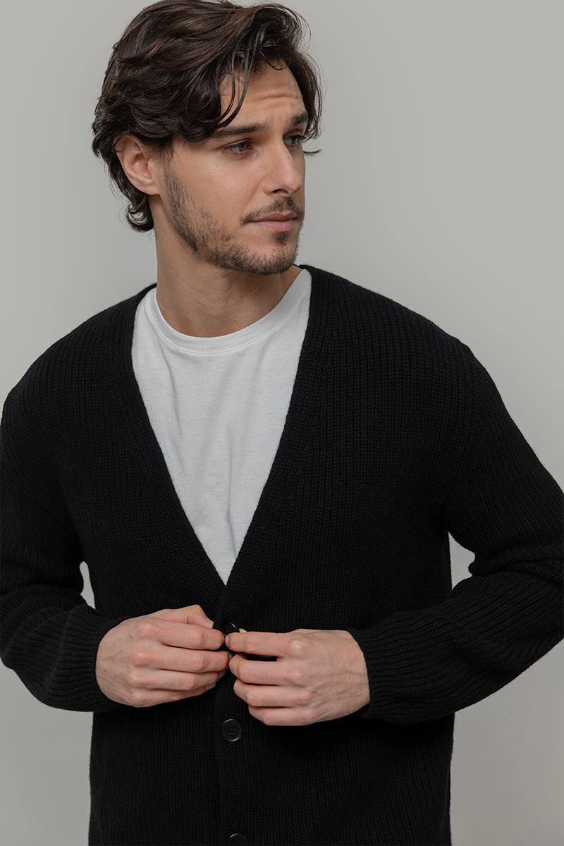 Cardigan Unisex Lana Rigenerata Cleto Nero - Rifò Lab Moda circolare made in Italy