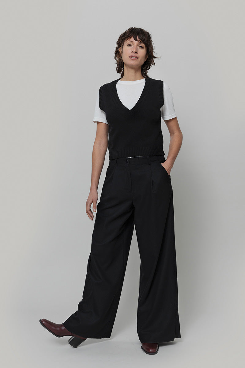 Gilet Donna Scollo V Lana Melania - Rifò Lab Moda circolare made in Italy
Nero Ardesia