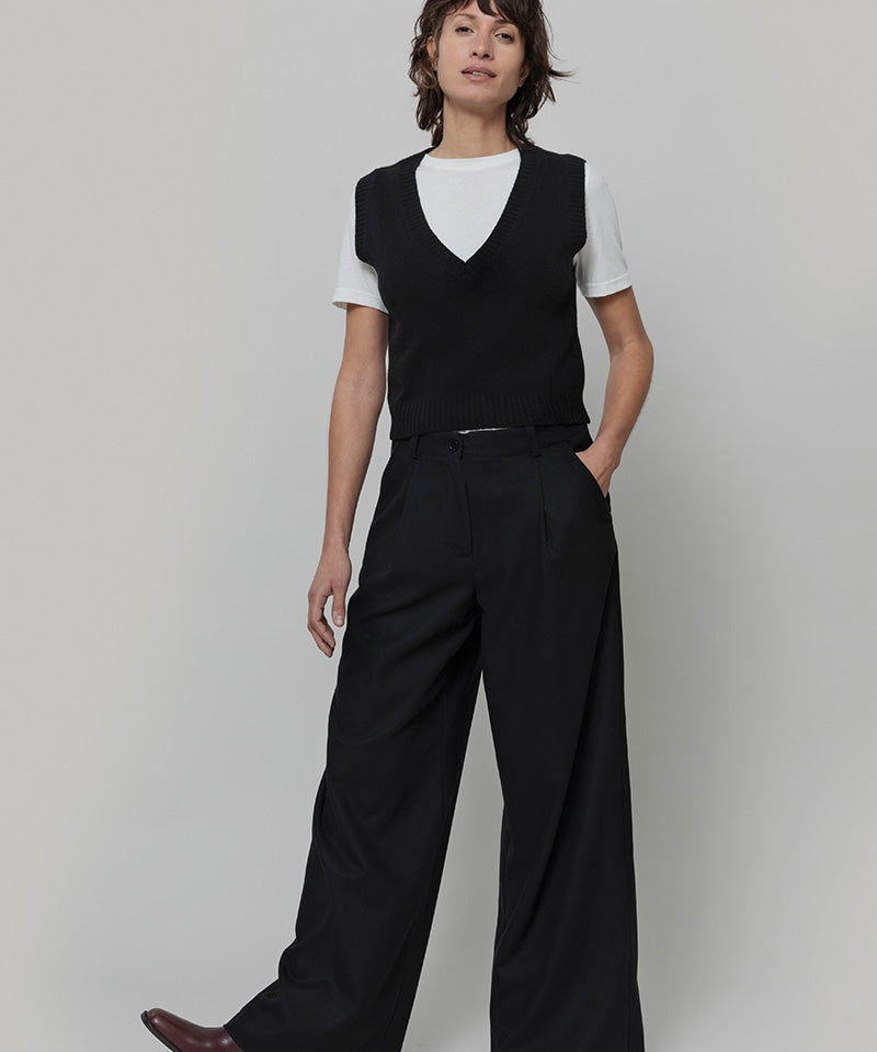 Gilet Donna Scollo V Lana Melania - Rifò Lab Moda circolare made in Italy
Nero Ardesia