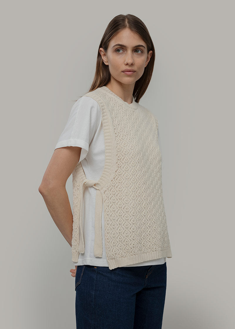 Smanicato Donna Gilet Crochet Cotone Amanda  - Rifò Lab Moda circolare made in Italy