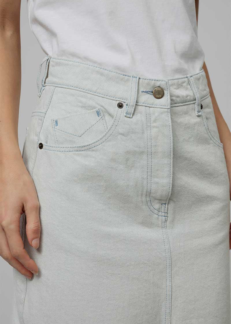 Gonna Jeans Lunga Donna Denim Riciclato Chiara Ecrù Egle - Rifò Lab Moda circolare made in Italy