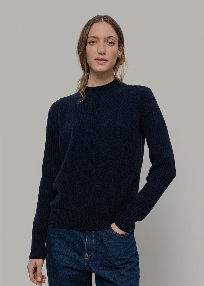 Maglia Collo Lupetto Donna Cashmere Rigenerato Barbara- Rifò Lab Moda circolare made in Italy