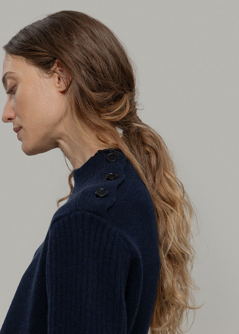 Maglia Collo Lupetto Donna Cashmere Rigenerato Barbara- Rifò Lab Moda circolare made in Italy