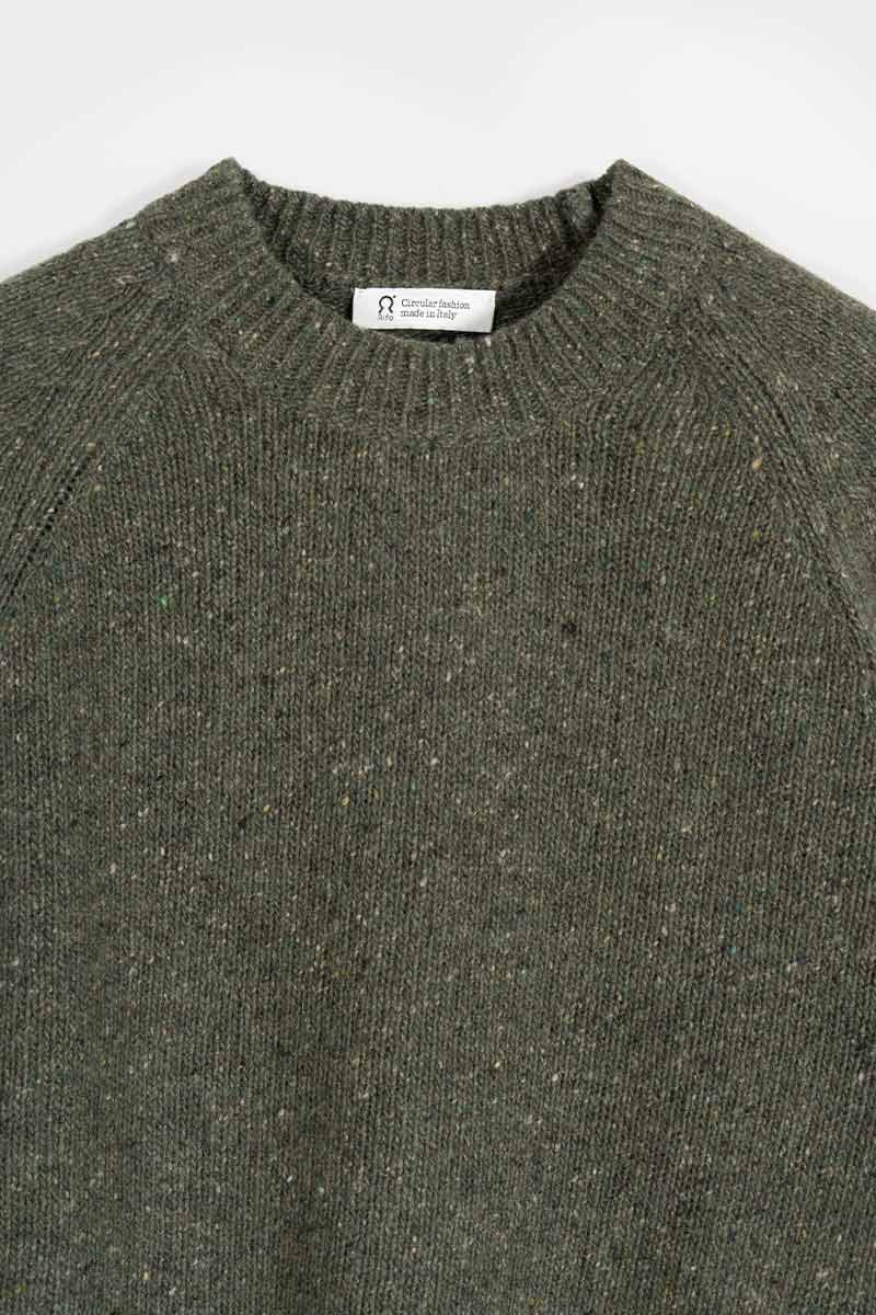 Maglia Girocollo Unisex Cashmere Rigenerato Alfredo Verde - Rifò Lab Moda circolare made in Italy