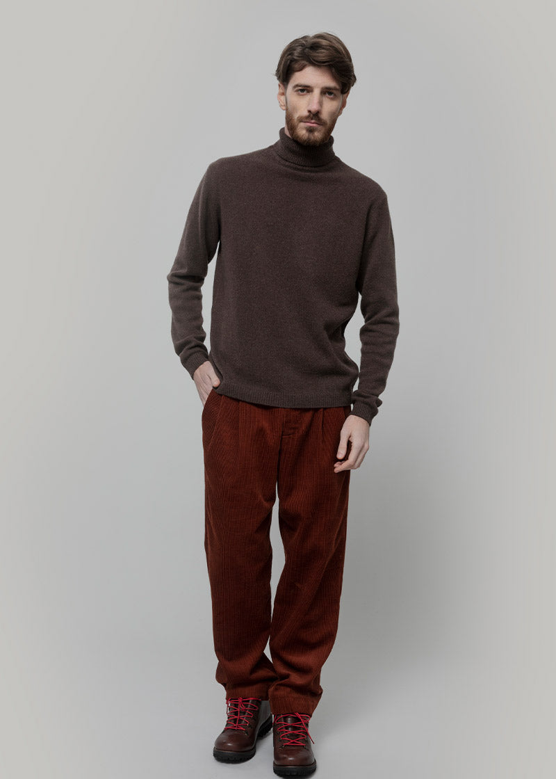 maglia-collo-alto-uomo-cashmere-rigenerato-dimitri-11