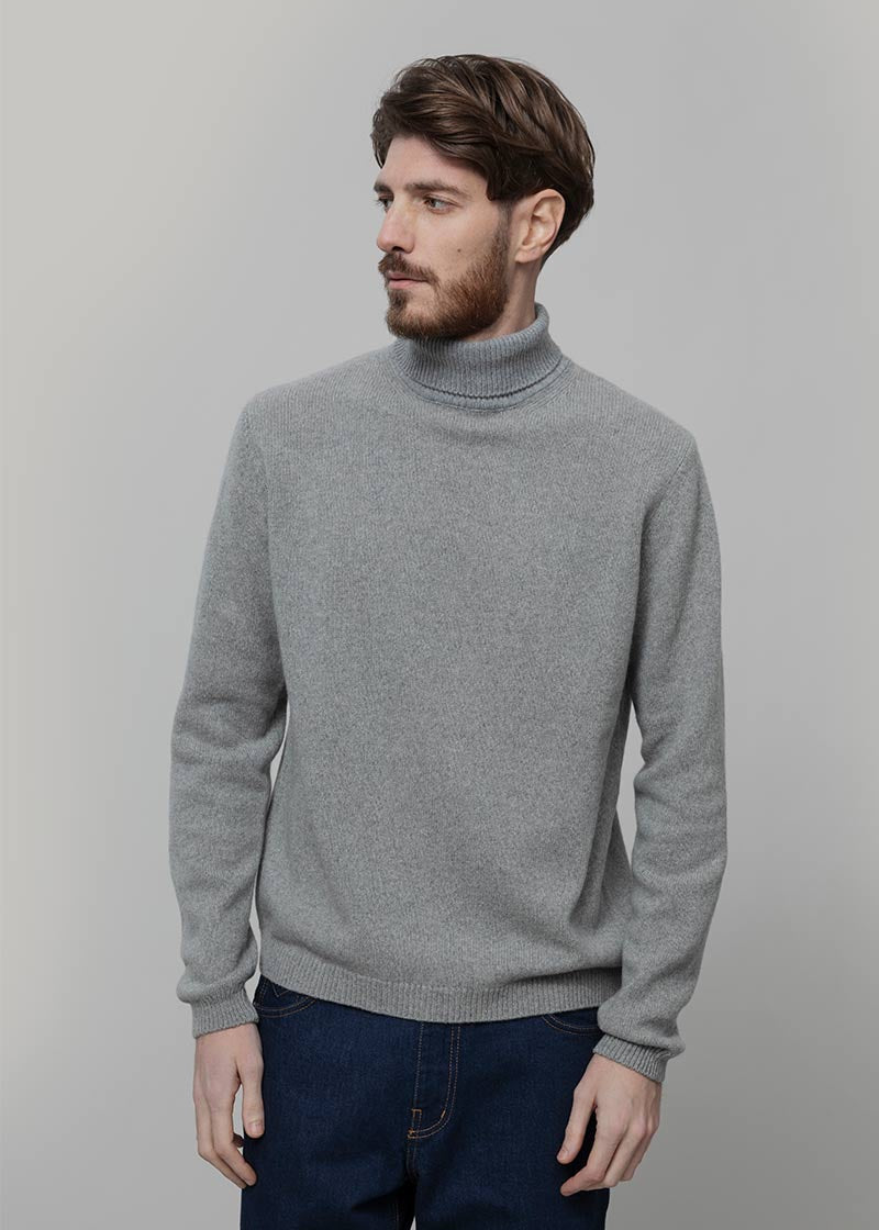 Dolcevita Uomo Cashmere Riciclato Maglione Collo Alto Uomo Dimitri - Rifò Lab Moda circolare made in Italy
Grigio Calce