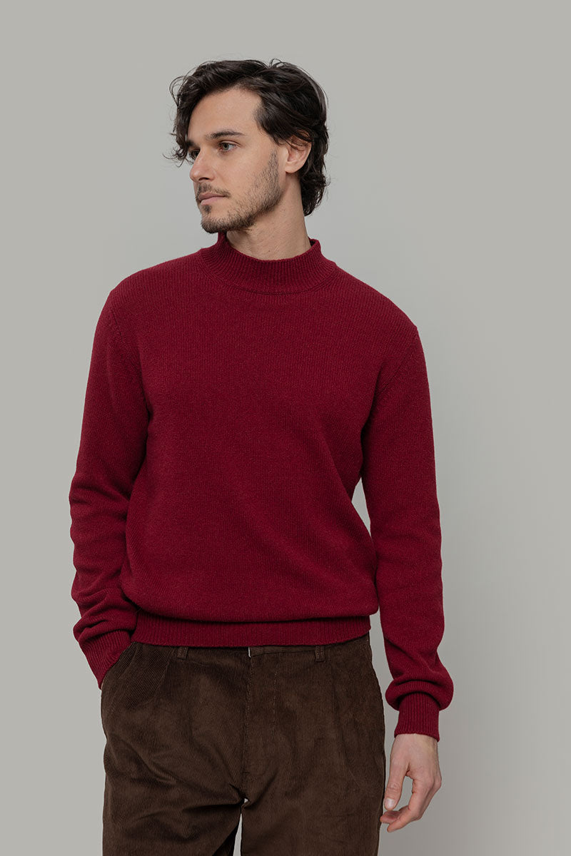 Maglia Collo Alto Uomo Cashmere Rigenerato Clemente Rosso - Rifò Lab Moda circolare made in Italy