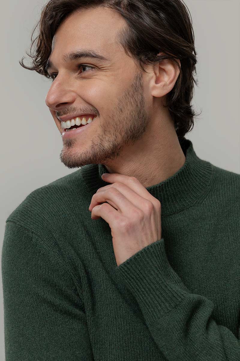 Maglia Collo Alto Uomo Cashmere Rigenerato Clemente Verde