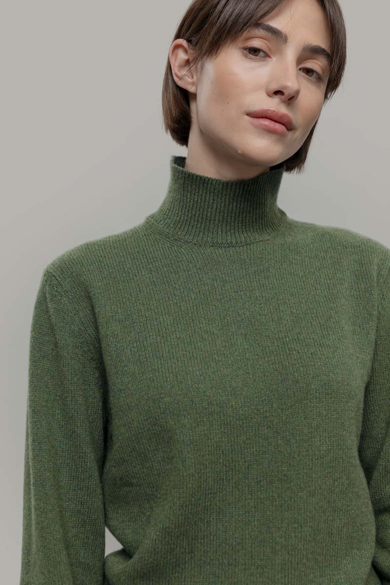 Maglia Donna Cashmere Rigenerato Ada Verde Bietola - Rifò moda circolare made in Italy