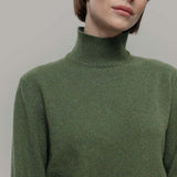 Maglia Donna Cashmere Rigenerato Ada Verde Bietola - Rifò moda circolare made in Italy