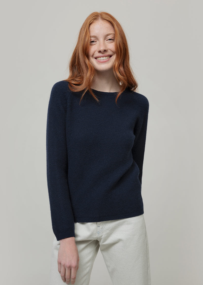 Maglia Donna Cashmere Rigenerato Giulietta  - Rifò Lab Moda circolare made in Italy
Blu Mora
