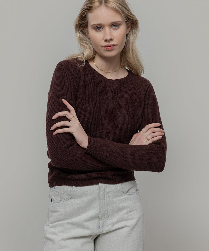 Maglia Girocollo Donna Cashmere Rigenerato Giulietta Marrone - Rifò Lab Moda circolare made in Italy