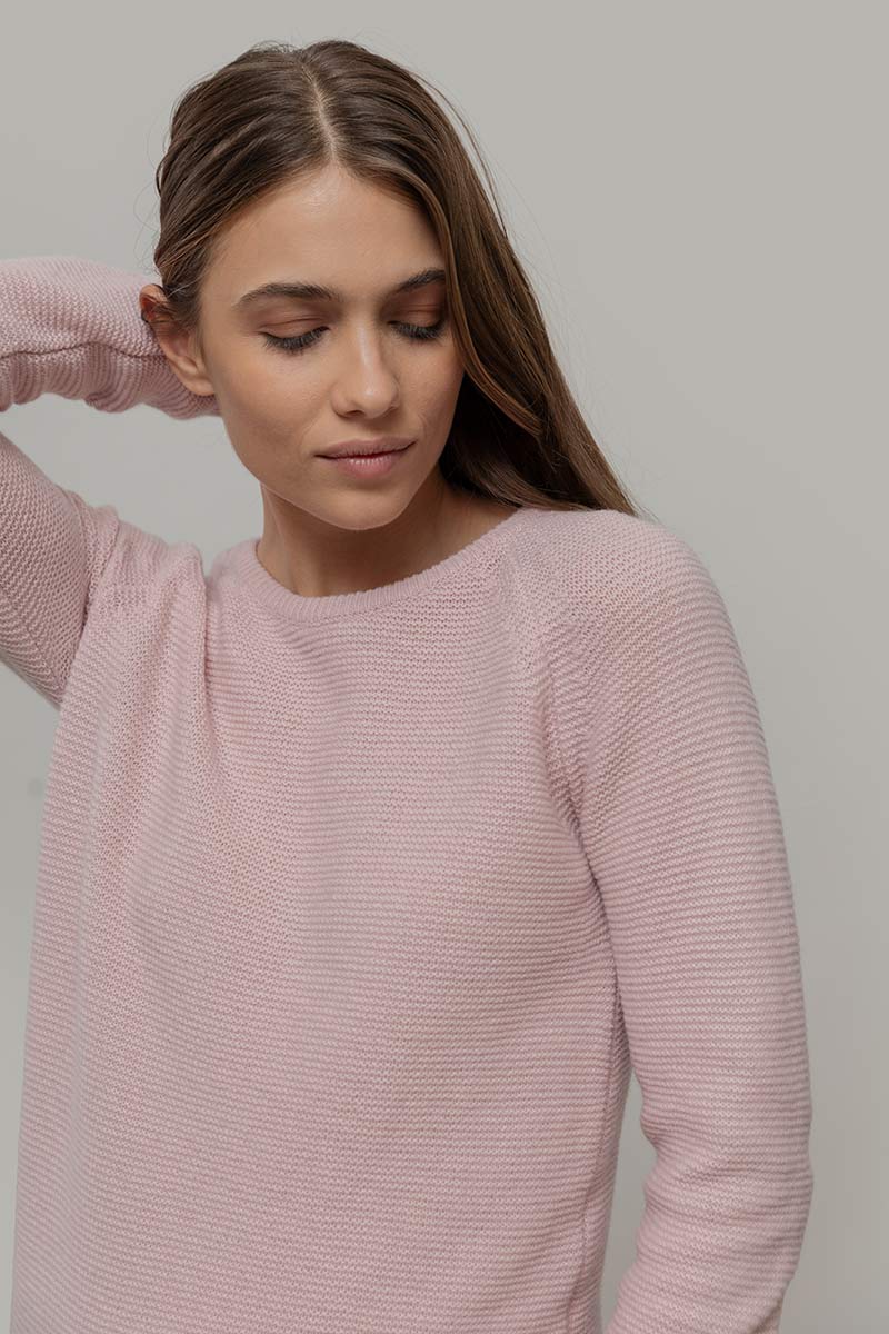 Maglia Girocollo Donna Cashmere Rigenerato Giulietta Rosa - Rifò Lab Moda circolare made in Italy