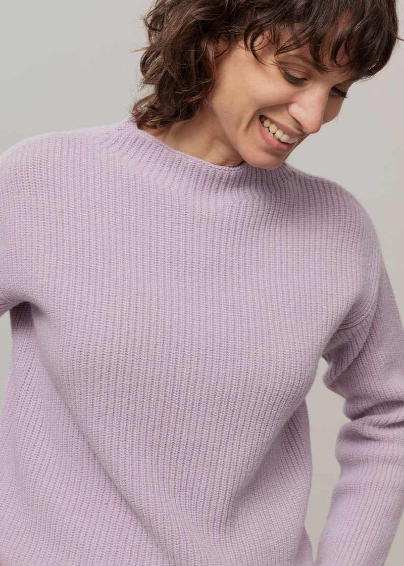 Maglia Donna Cashmere Rigenerato Melissa  - Rifò Lab Moda circolare made in Italy
Lilla Lavanda