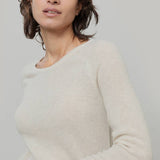 Maglia Donna Lana Extrafine Riciclata Francesca  - Rifò Lab Moda circolare made in Italy 
Beige Papiro
Maglione da donna in 100% lana extrafine riciclata blu, solo 170 gr, traspirante e leggero come una seconda pelle. Scegli la moda made in Italy di Rifò!