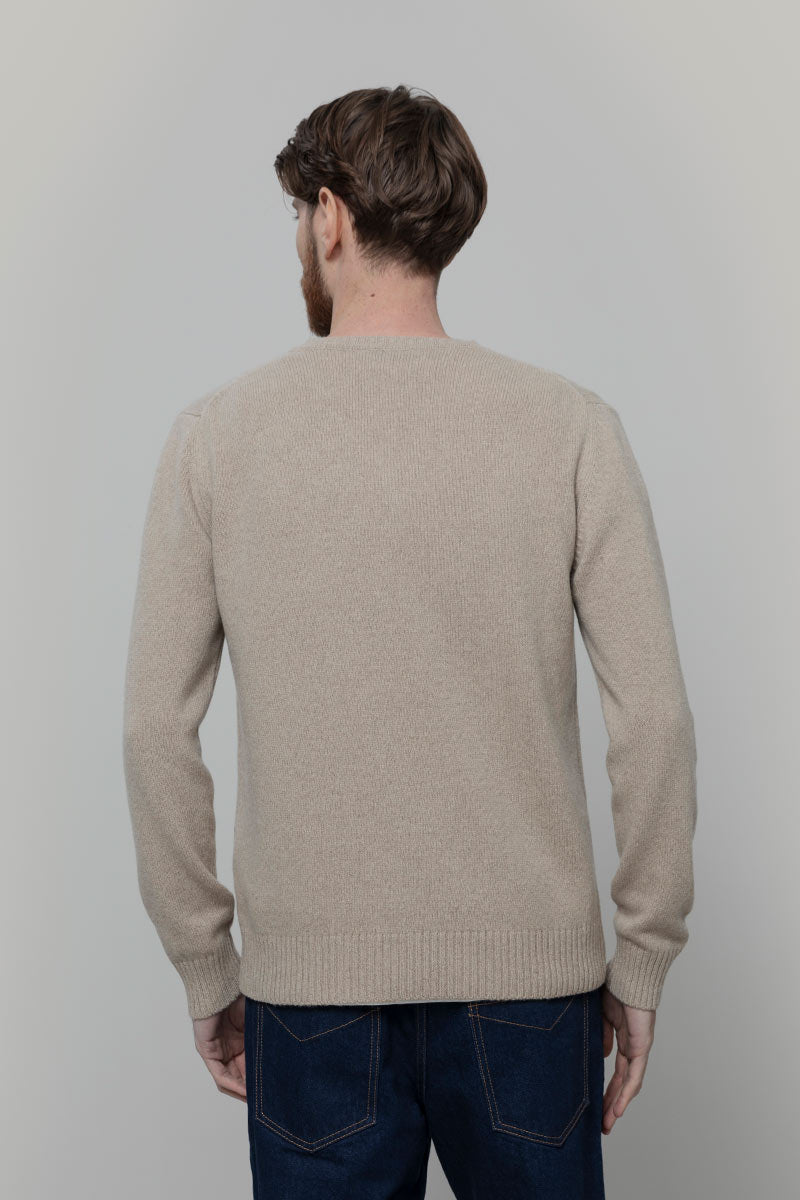 Maglione Scollo a V Uomo Cashmere Riciclato Flavio - Rifò Lab Moda circolare made in Italy
Beige Sabbia